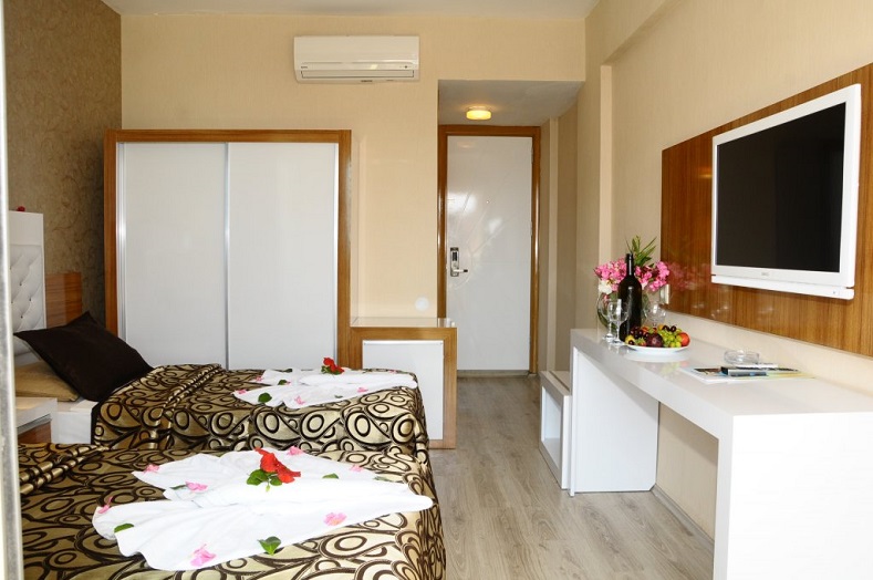 Club Tess Hotel