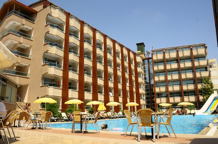 Club Tess Hotel