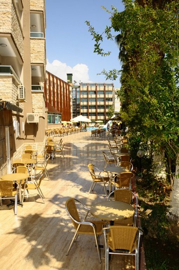 Club Tess Hotel