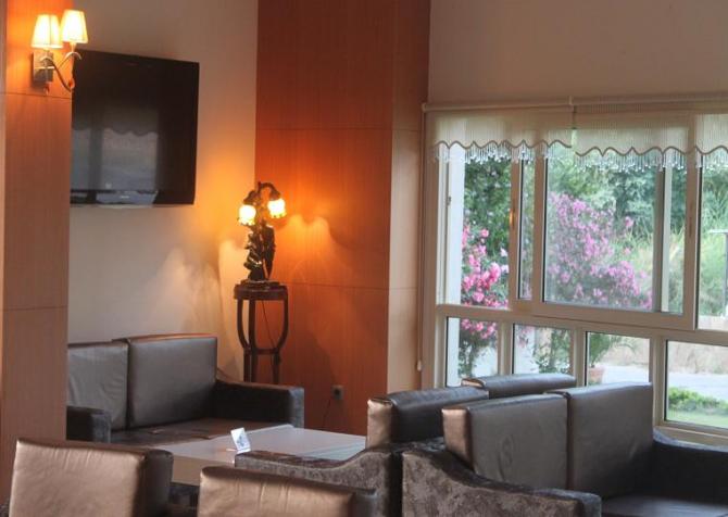 Coastlight Hotel