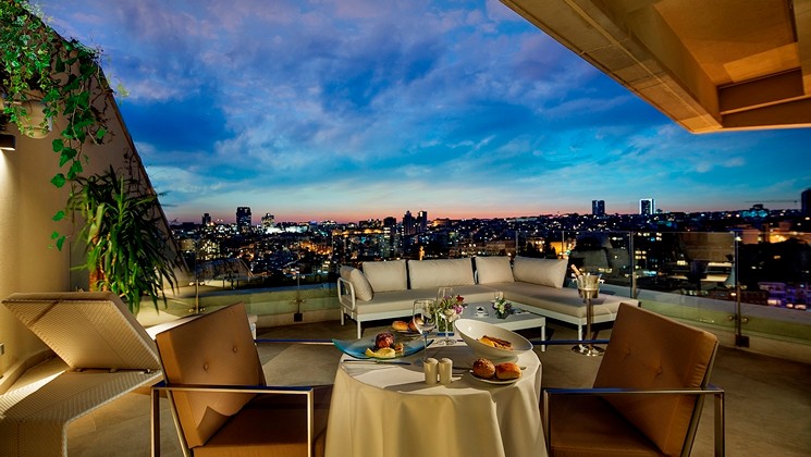 Conrad Istanbul Bosphorus