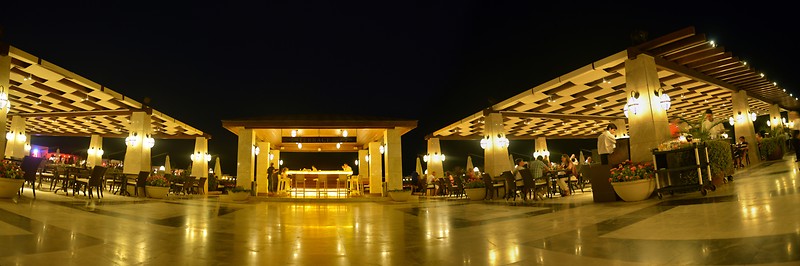 Cratos Premium Hotel
