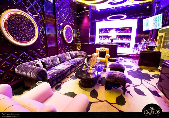 Cratos Premium Hotel