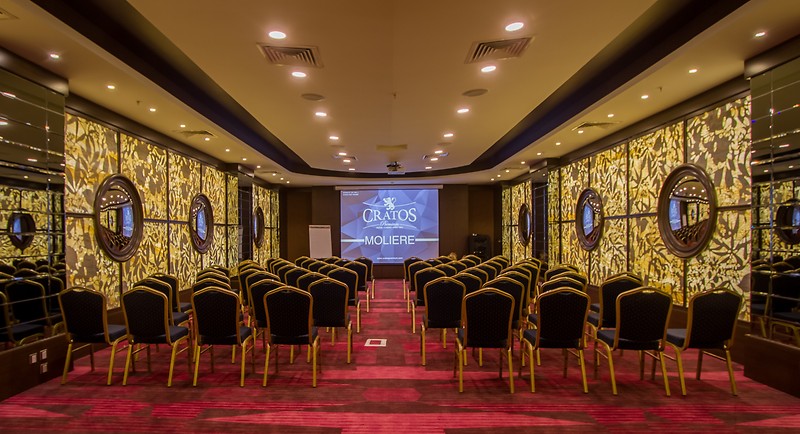Cratos Premium Hotel