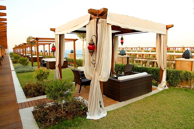 Cratos Premium Hotel