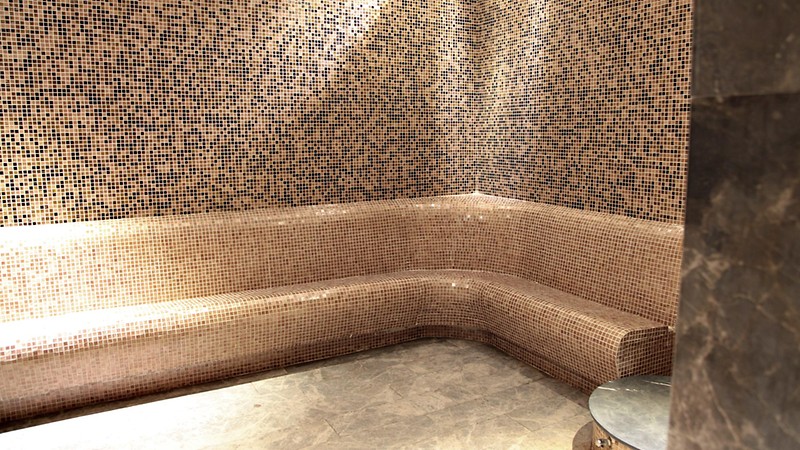 Cratos Premium Hotel