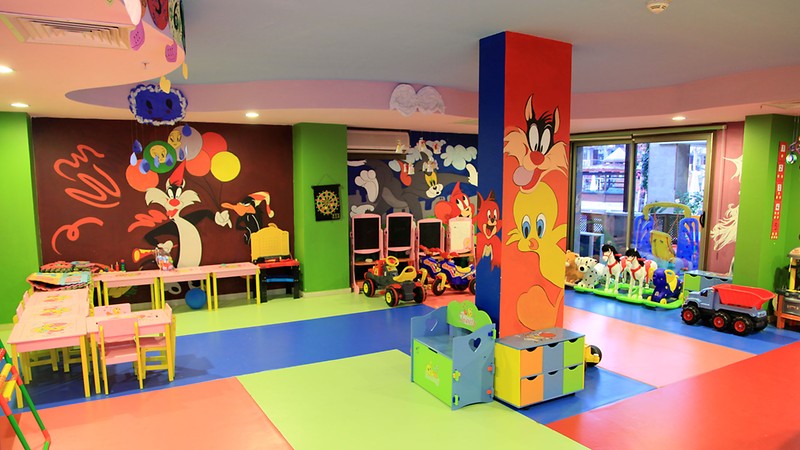 Cratos Premium Hotel
