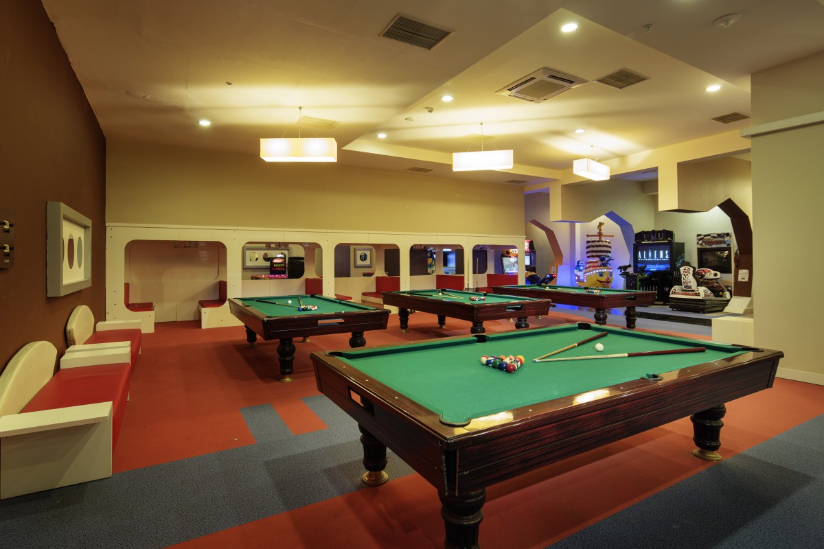 Crystal Admiral Resort Suites & Spa