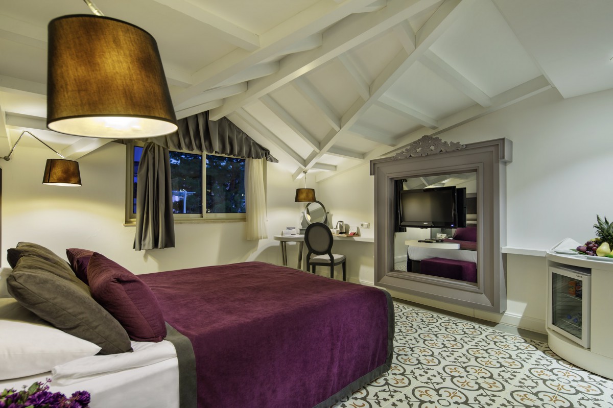 Crystal Aura Beach Resort & Spa