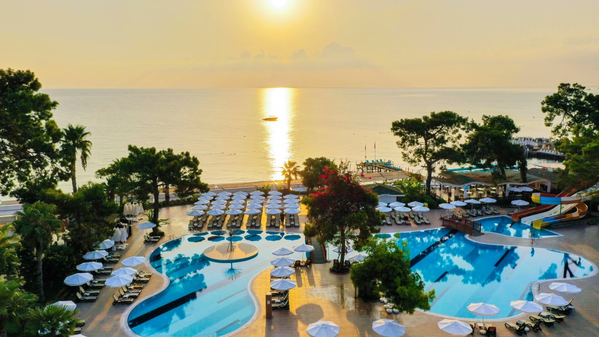 Crystal Aura Beach Resort & Spa