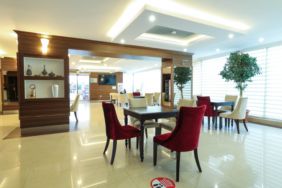 Crystal Aura Beach Resort & Spa