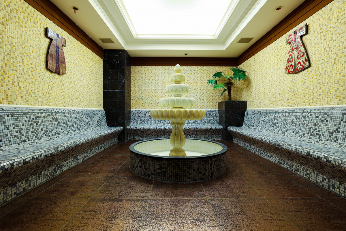 Crystal Aura Beach Resort & Spa