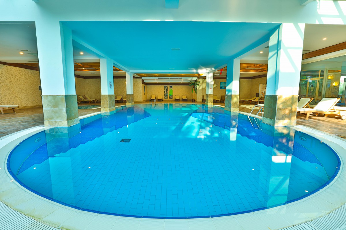 Crystal Aura Beach Resort & Spa