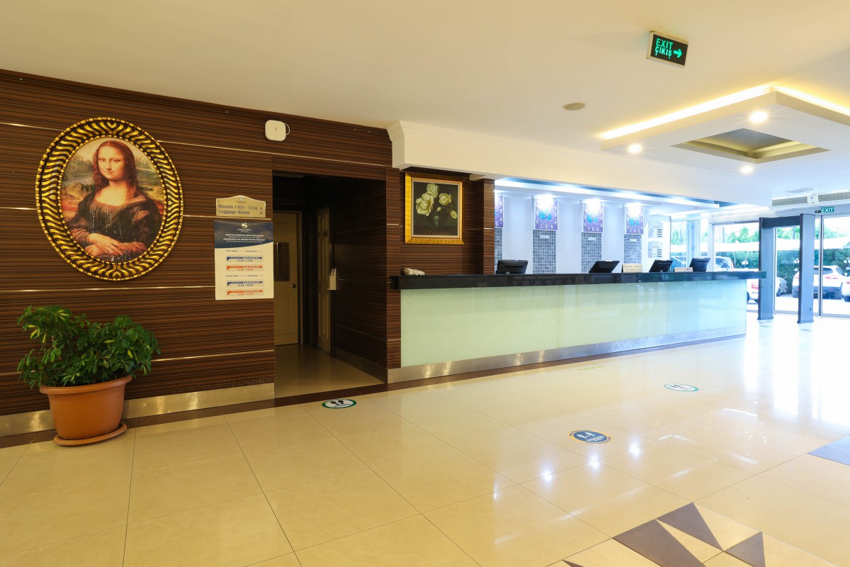 Crystal Aura Beach Resort & Spa