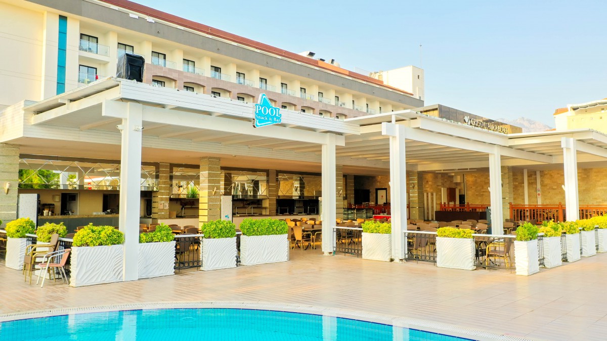 Crystal Aura Beach Resort & Spa