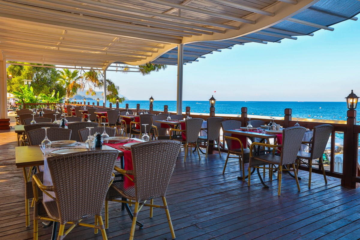 Crystal Aura Beach Resort & Spa