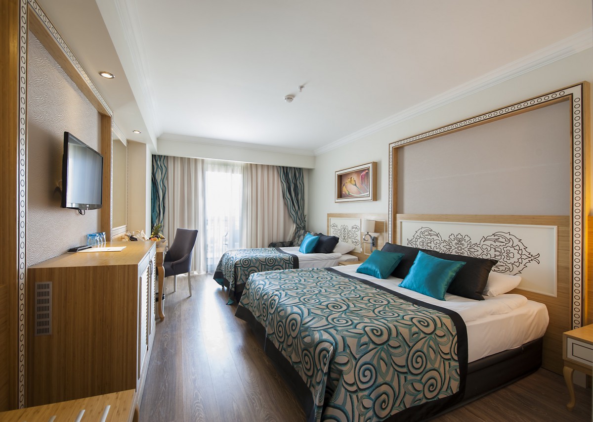 Crystal Waterworld Resort  & Spa