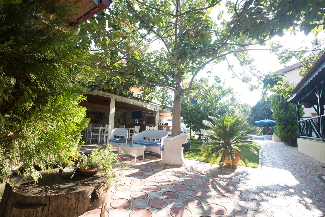 Dedeminn Garden Hotel
