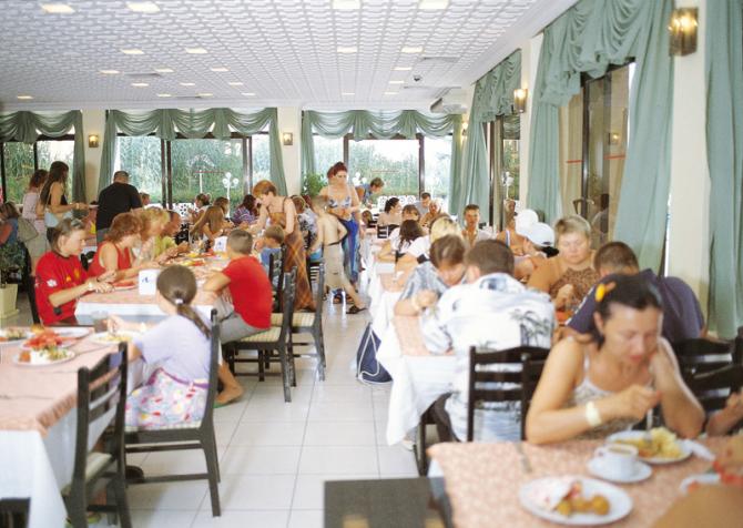 Deha Hotel