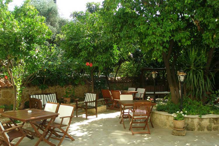 Deja Vu Boutique Hotel