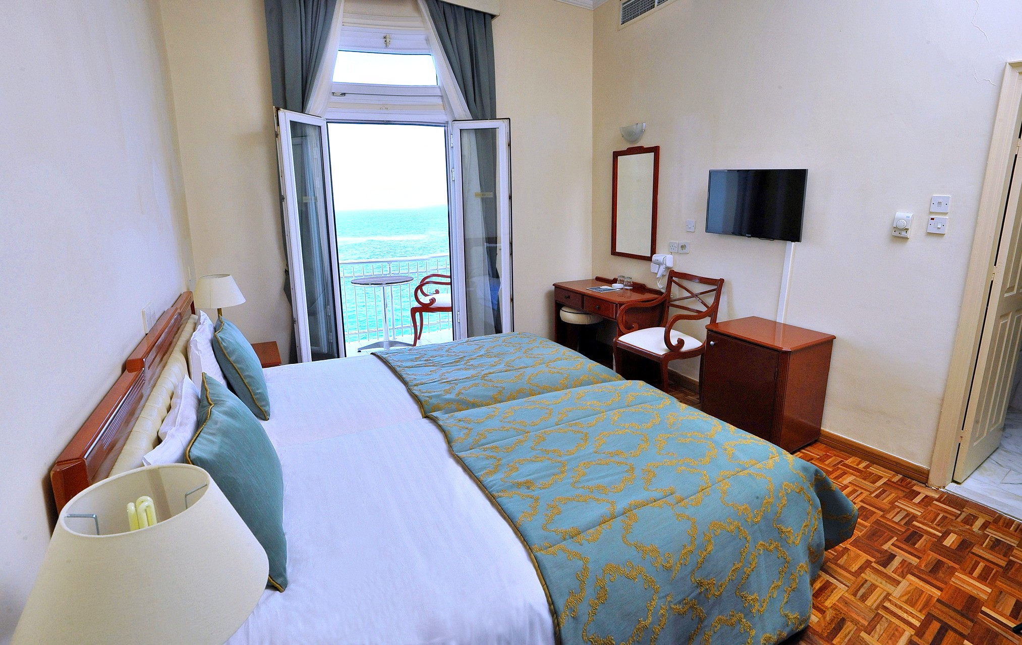 Dome Hotel Girne