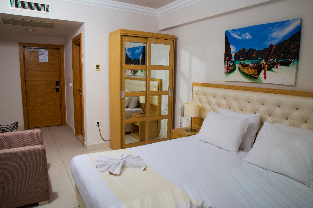 Dragut Point North Hotel