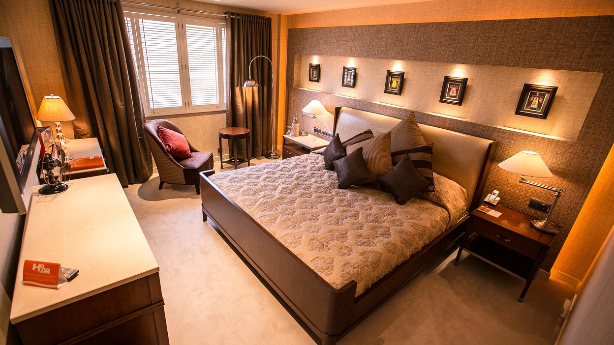 Elegance Hotel İnternational