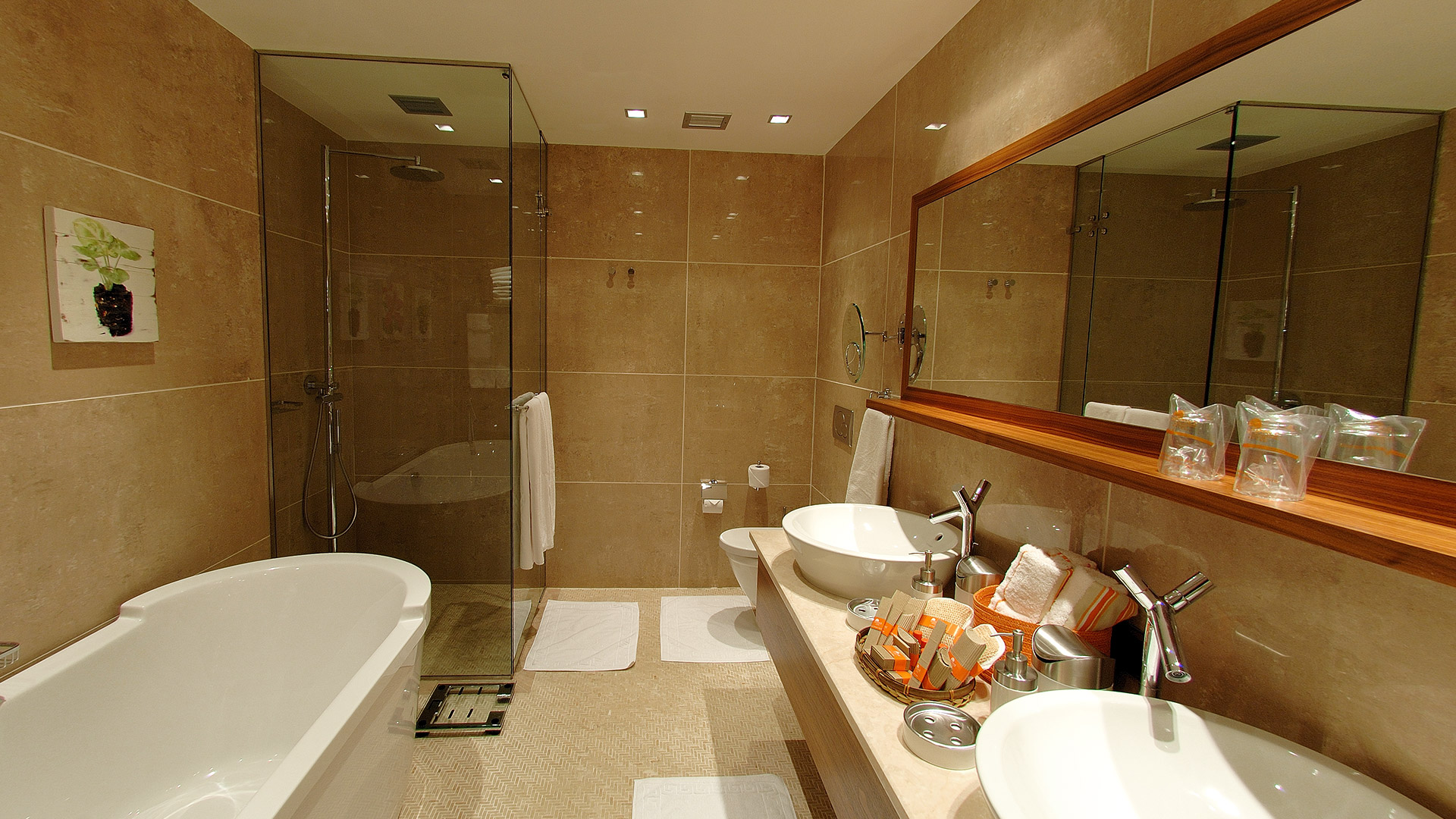 Elegance Hotel İnternational