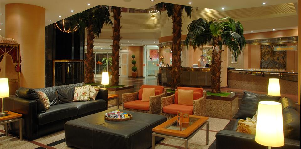 Elegance Hotel İnternational