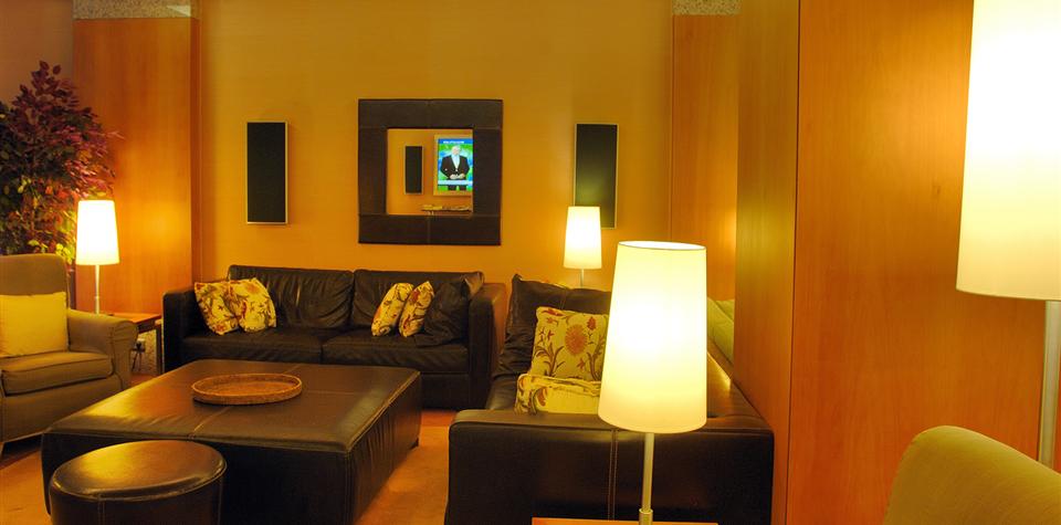 Elegance Hotel İnternational