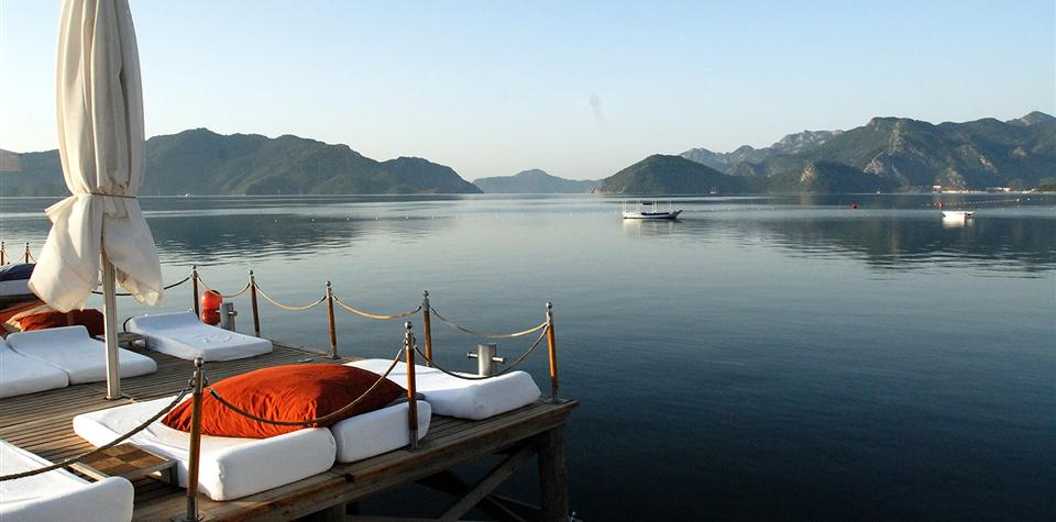 Elegance Hotel İnternational