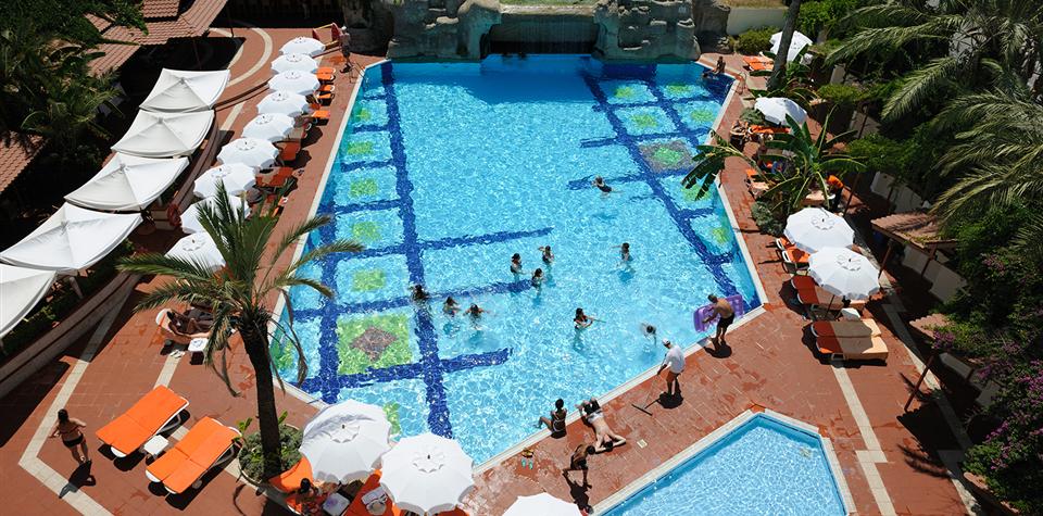 Elegance Hotel İnternational