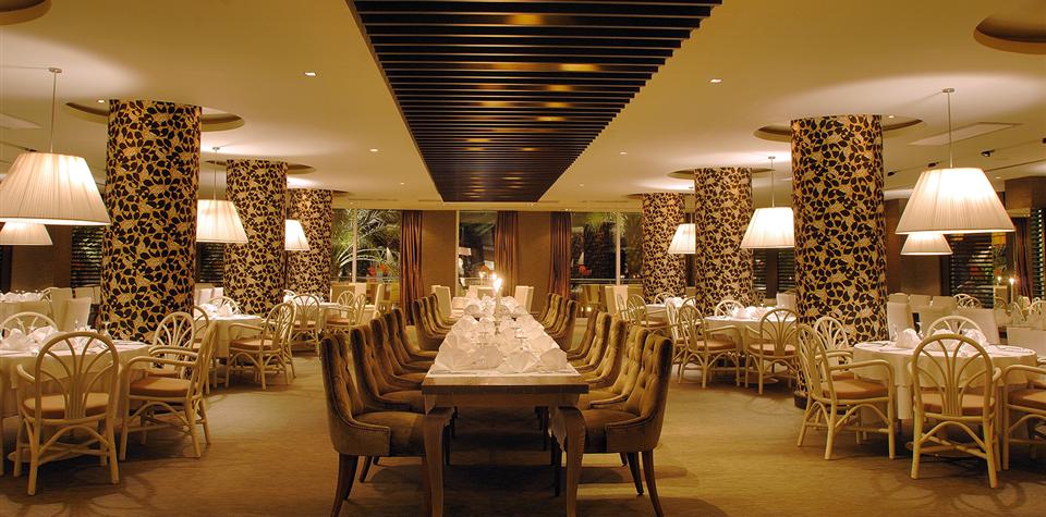 Elegance Hotel İnternational
