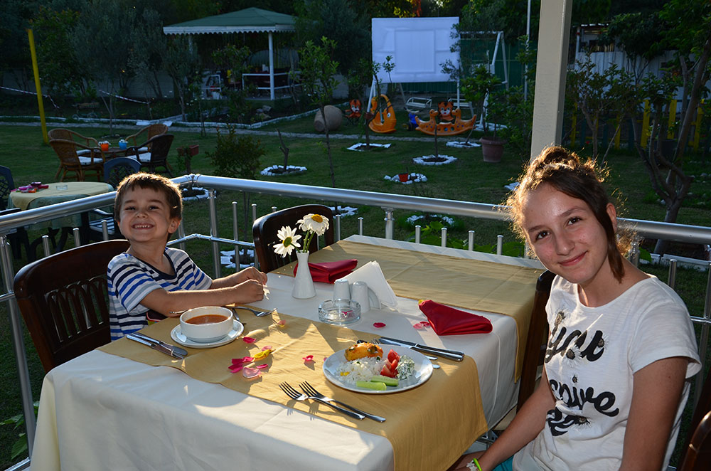 Elis Beach Hotel