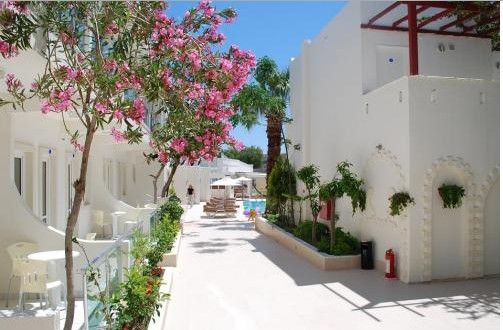 Erta Soyak Beach Hotel