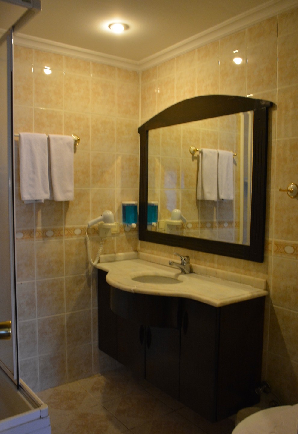 Genç Yazıcı Hotel