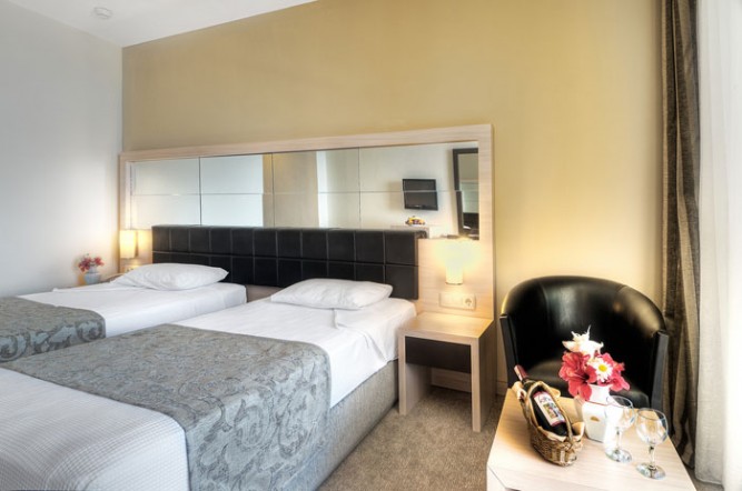 Golden Lotus Hotel