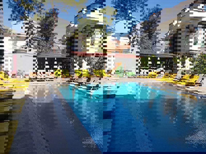 Grand Nar Hotel