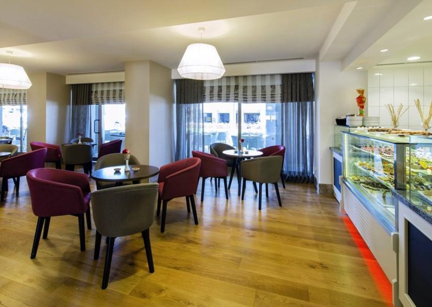 Grand Park Lara Hotel