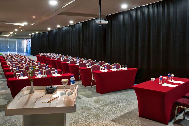 Grand Park Lara Hotel