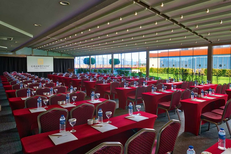 Grand Park Lara Hotel