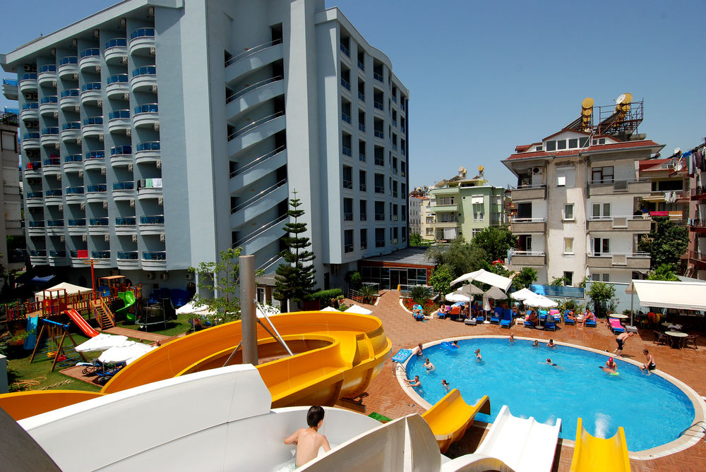 Grand Zaman Garden