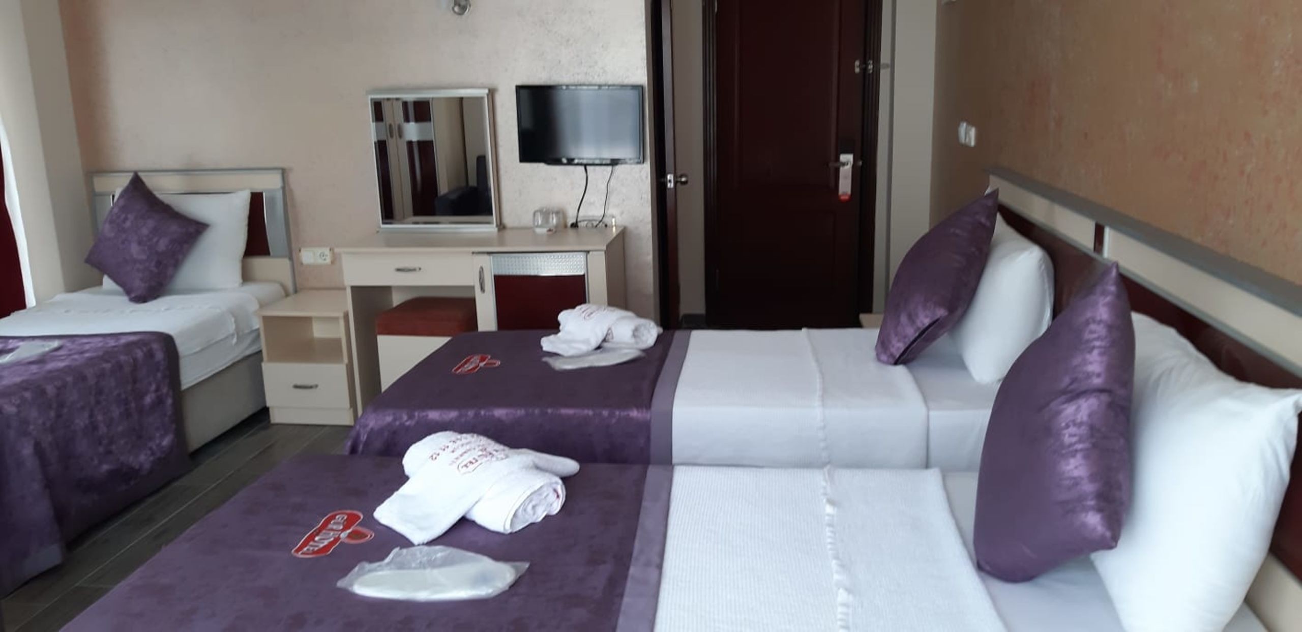 Gür Hotel