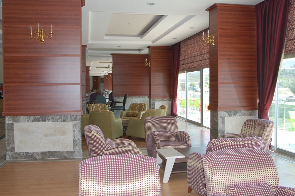 Hedef Beach Resort Hotel