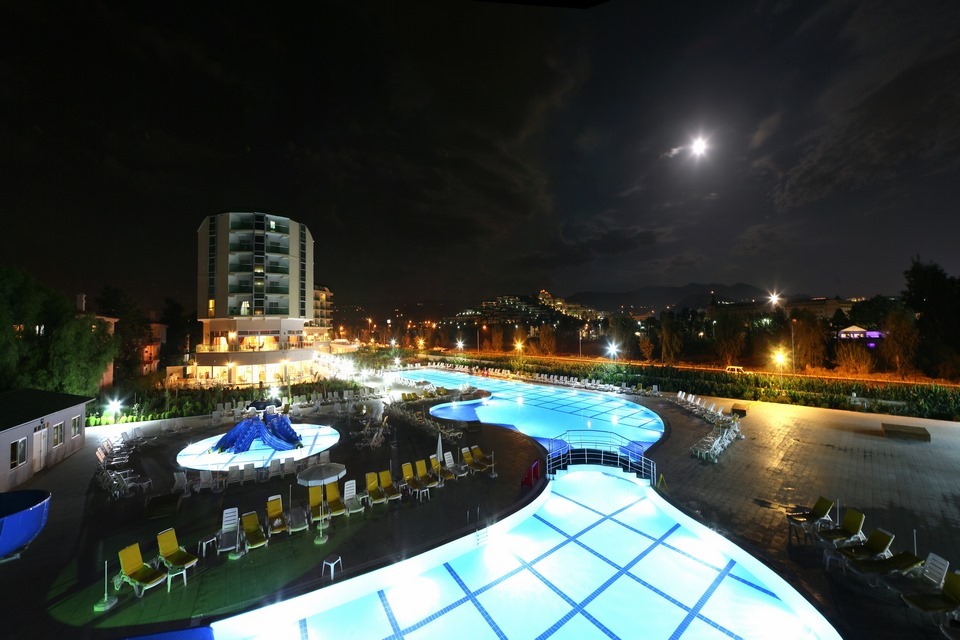 Hedef Beach Resort Hotel