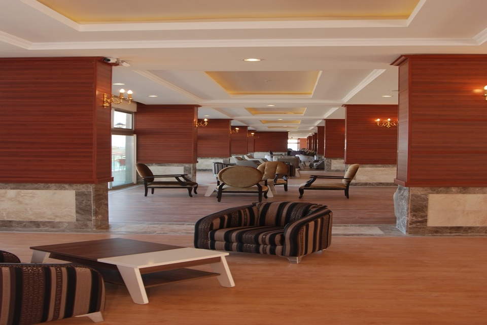Hedef Beach Resort Hotel