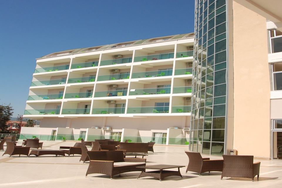 Hedef Beach Resort Hotel