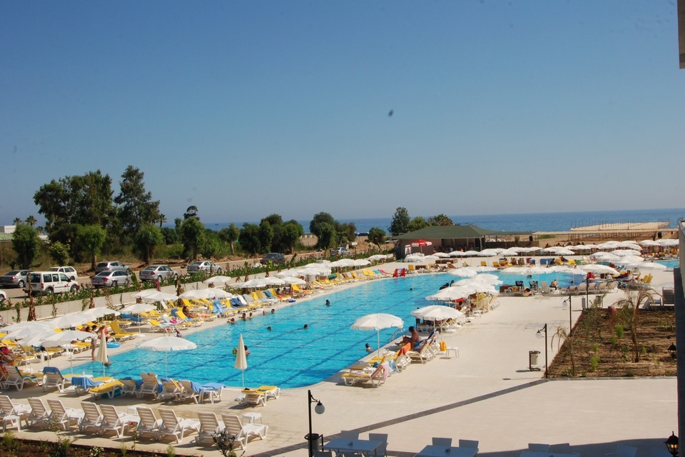 Hedef Beach Resort Hotel
