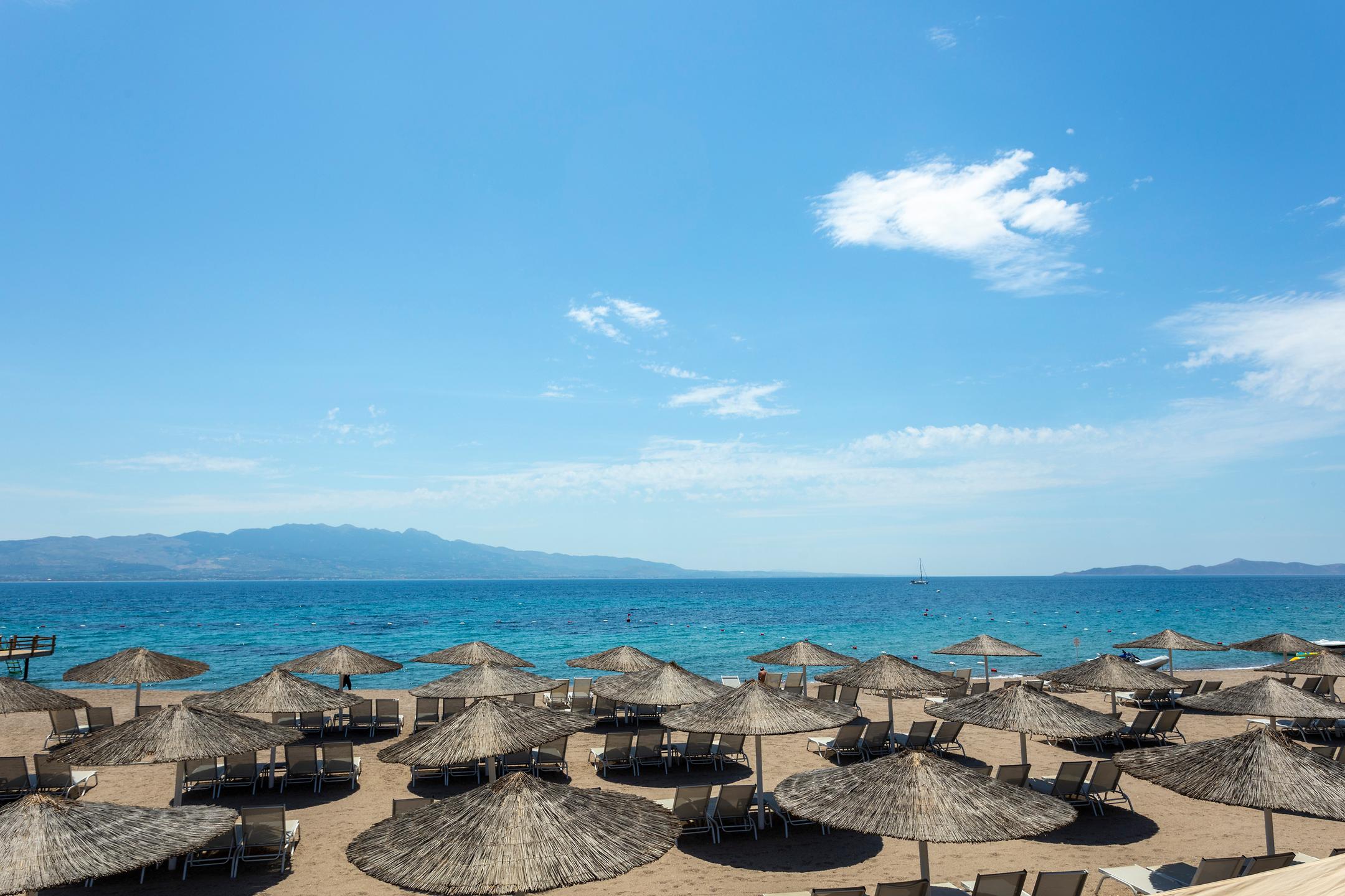 İsis Charm Beach