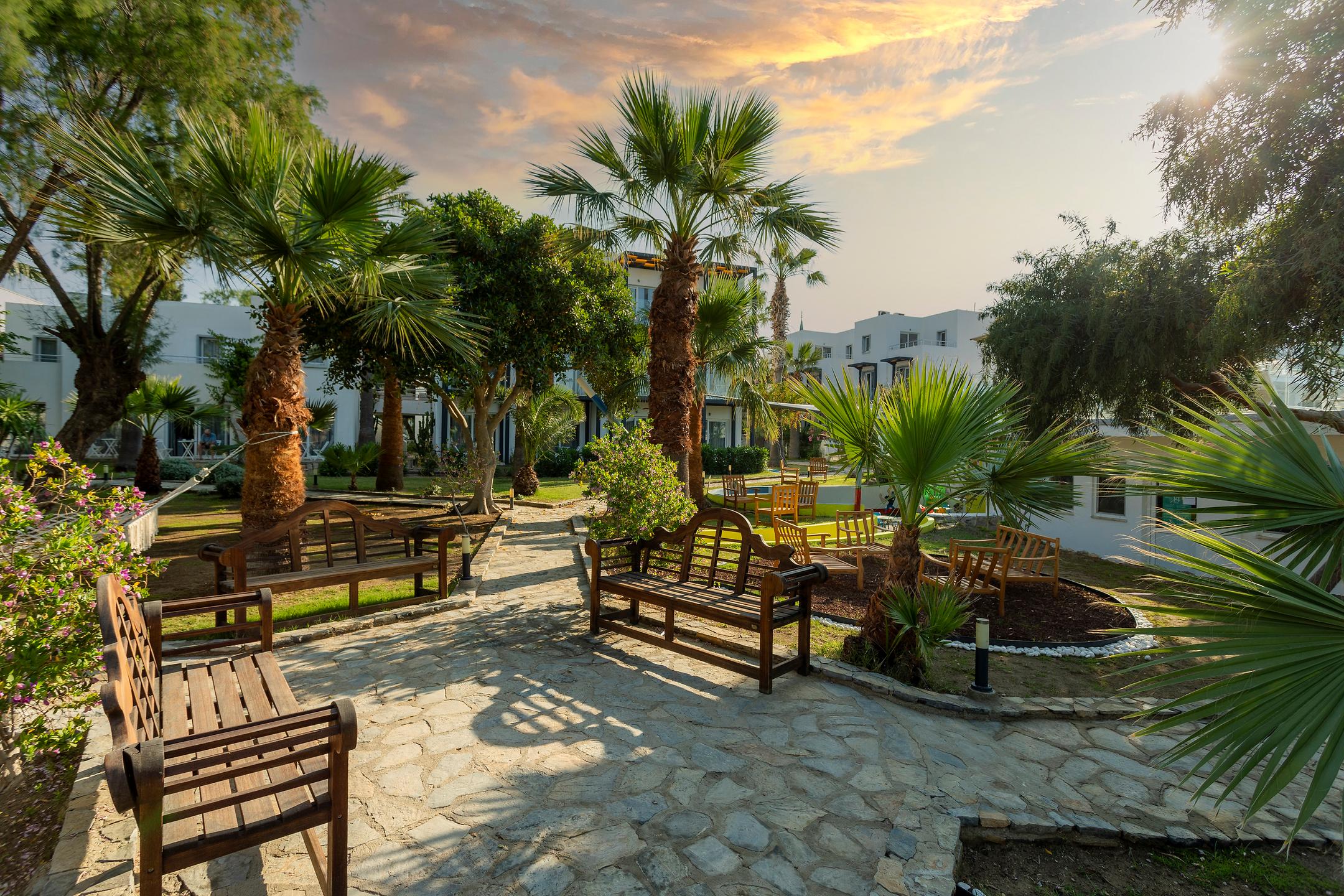 İsis Charm Beach